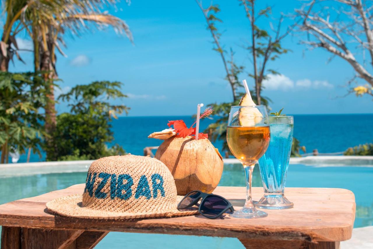 Zanzibar Kusini Beach Bungalows Hotel كيزيماكزي المظهر الخارجي الصورة